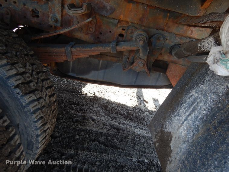 image for item DF6760 2005 Ford F450  flat dump bed truck