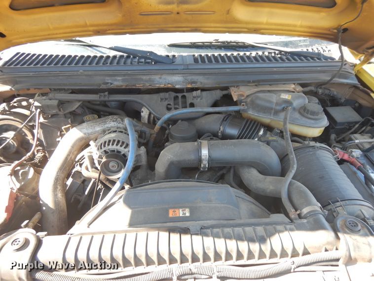 image for item DF6760 2005 Ford F450  flat dump bed truck