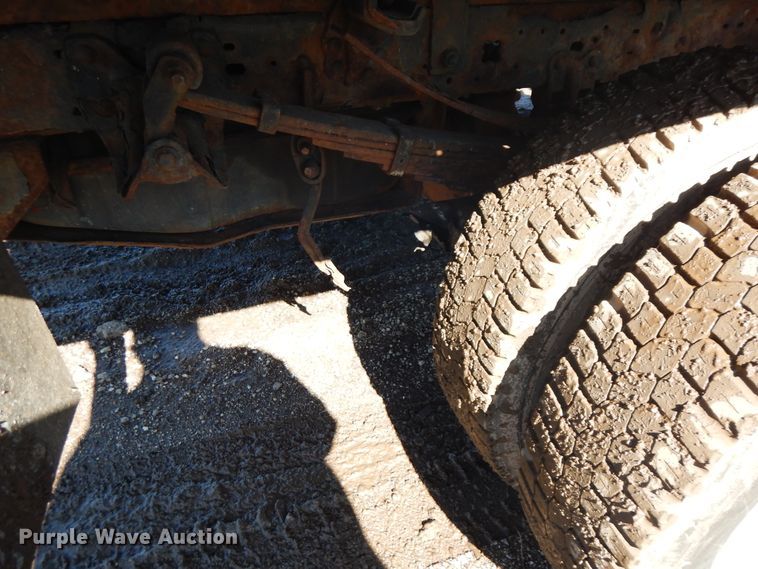 image for item DF6760 2005 Ford F450  flat dump bed truck