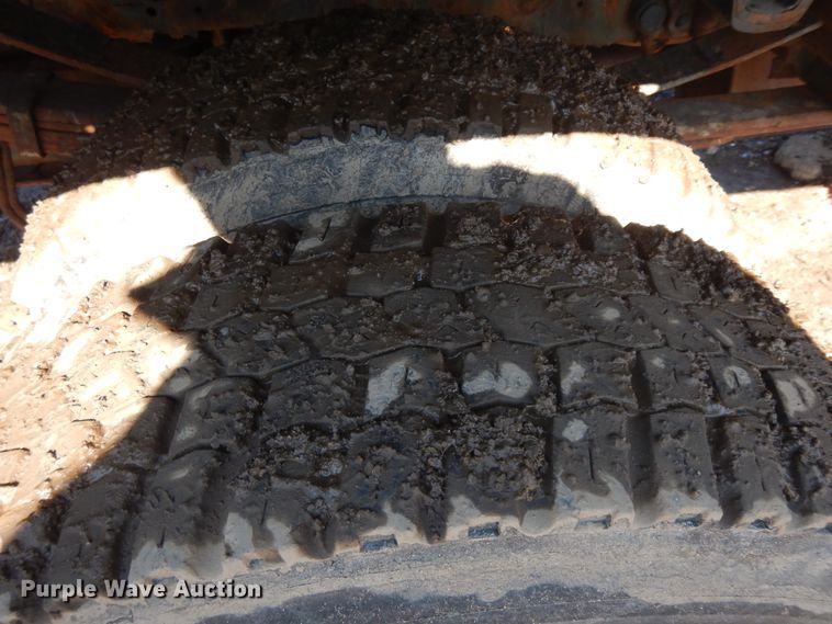 image for item DF6760 2005 Ford F450  flat dump bed truck