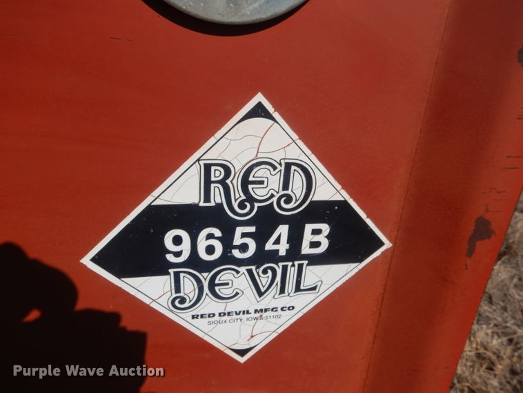 image for item DG4679 1995 Red Devil 9654B snow blower