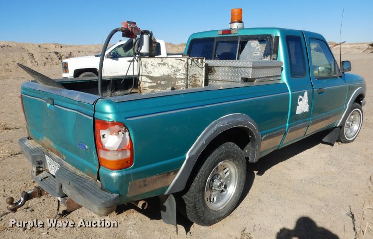 image for item DG4684 1993 Ford Ranger XLT  SuperCab pickup truck