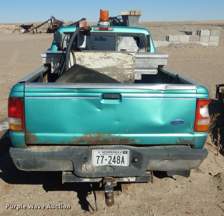 image for item DG4684 1993 Ford Ranger XLT  SuperCab pickup truck