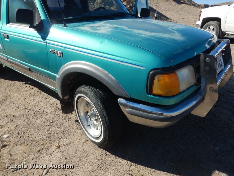 image for item DG4684 1993 Ford Ranger XLT  SuperCab pickup truck