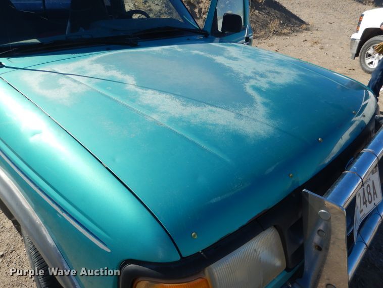 image for item DG4684 1993 Ford Ranger XLT  SuperCab pickup truck