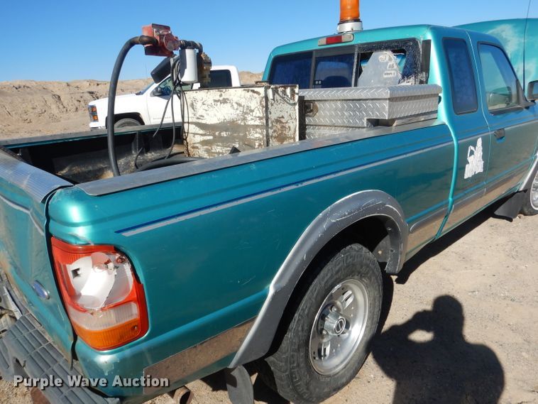 image for item DG4684 1993 Ford Ranger XLT  SuperCab pickup truck