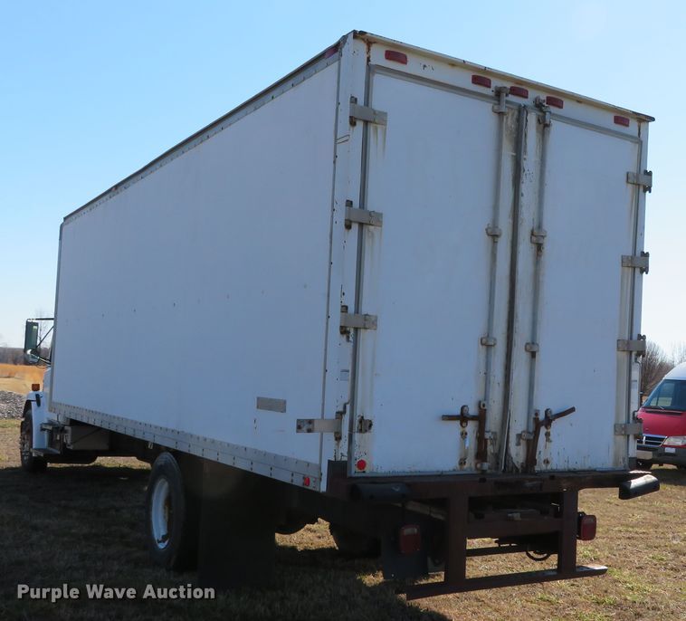 image for item DH0708 1999 Freightliner FL70  box truck