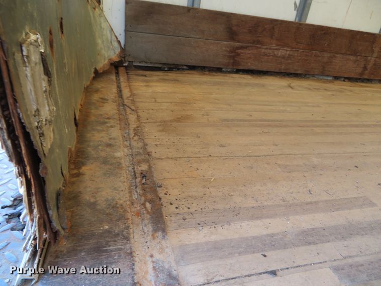 image for item DH0708 1999 Freightliner FL70  box truck