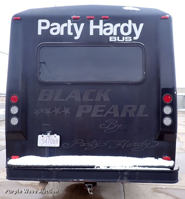 image for item DJ0042 2000 El Dorado 3400  party bus