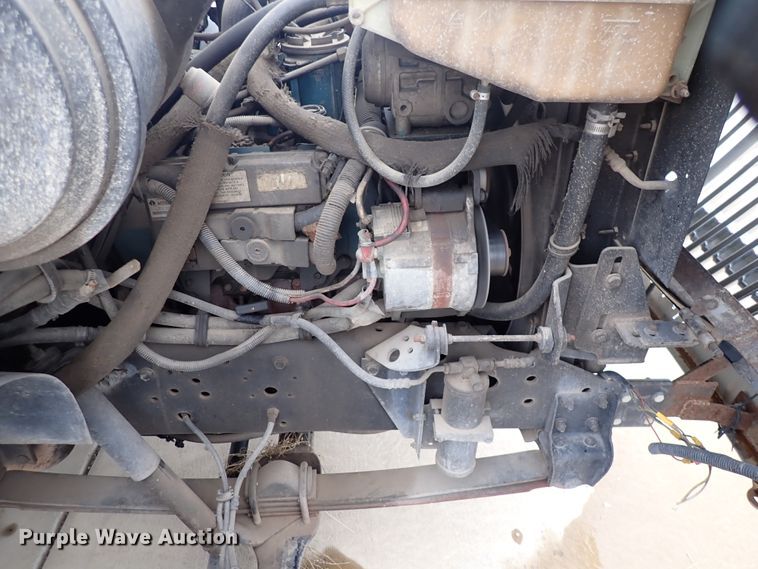 image for item DJ0042 2000 El Dorado 3400  party bus