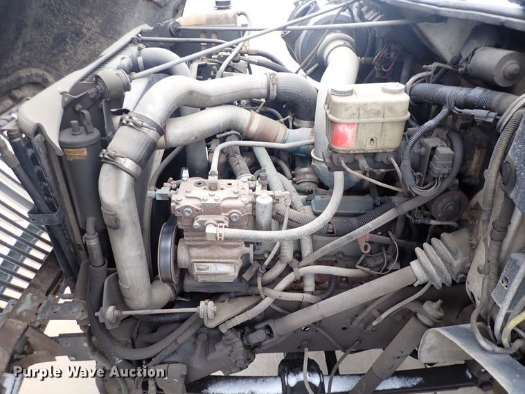 image for item DJ0042 2000 El Dorado 3400  party bus