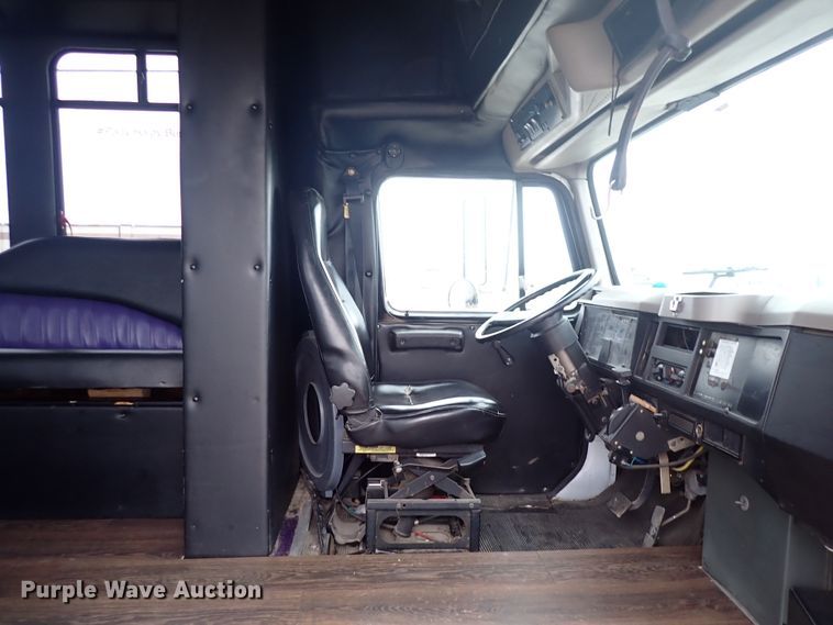 image for item DJ0042 2000 El Dorado 3400  party bus