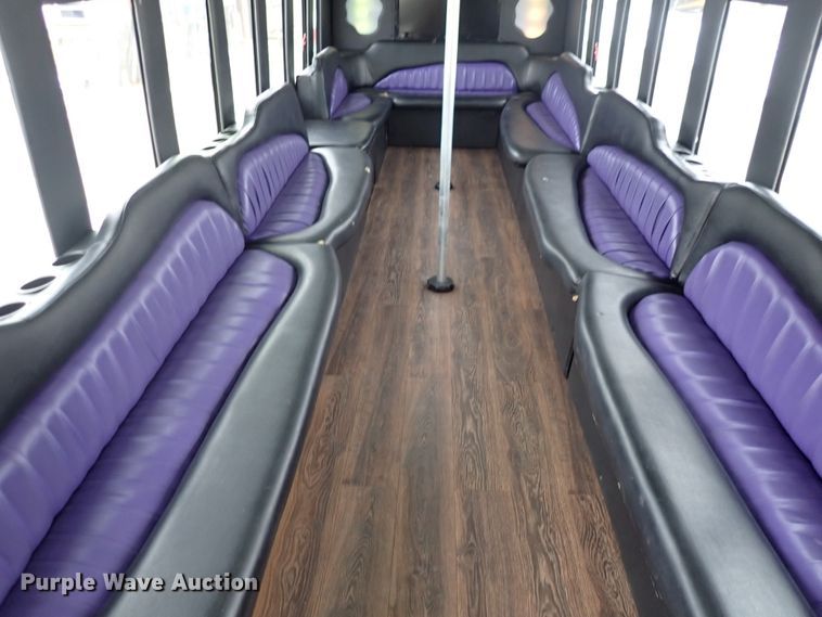 image for item DJ0042 2000 El Dorado 3400  party bus