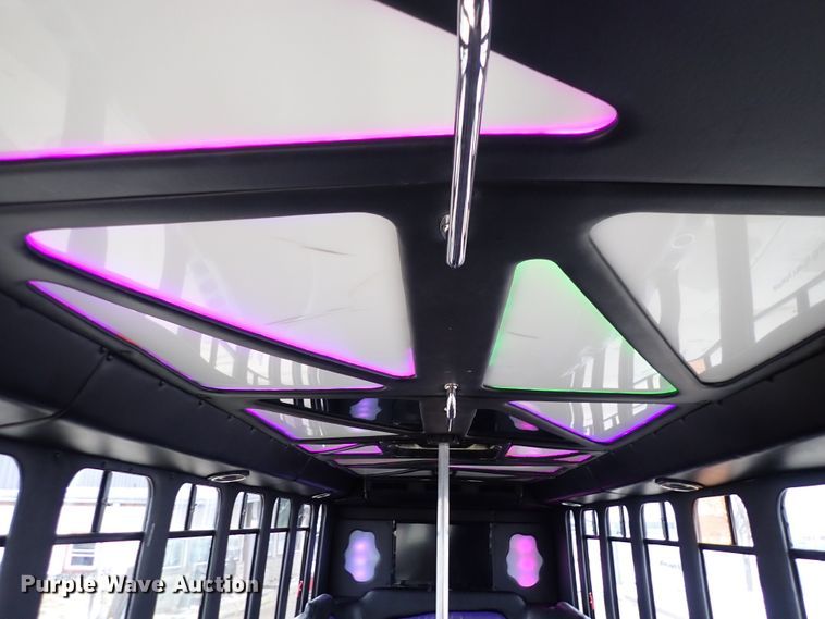 image for item DJ0042 2000 El Dorado 3400  party bus