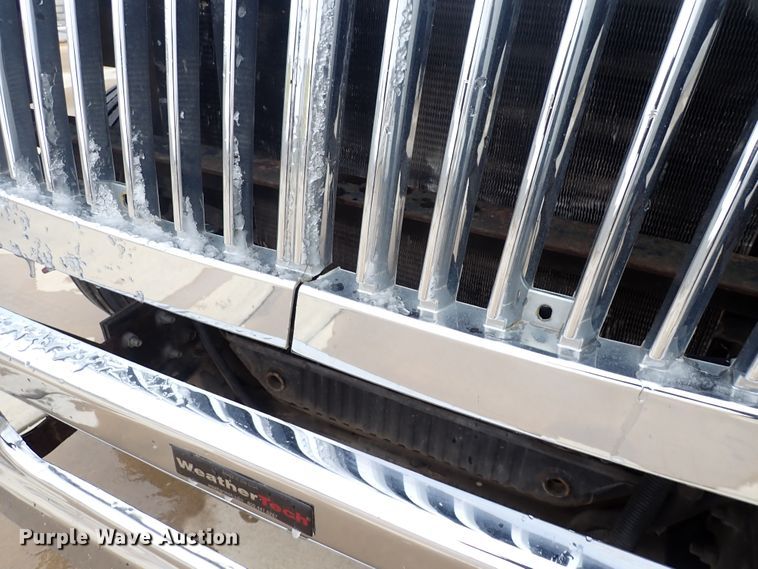 image for item DJ0042 2000 El Dorado 3400  party bus