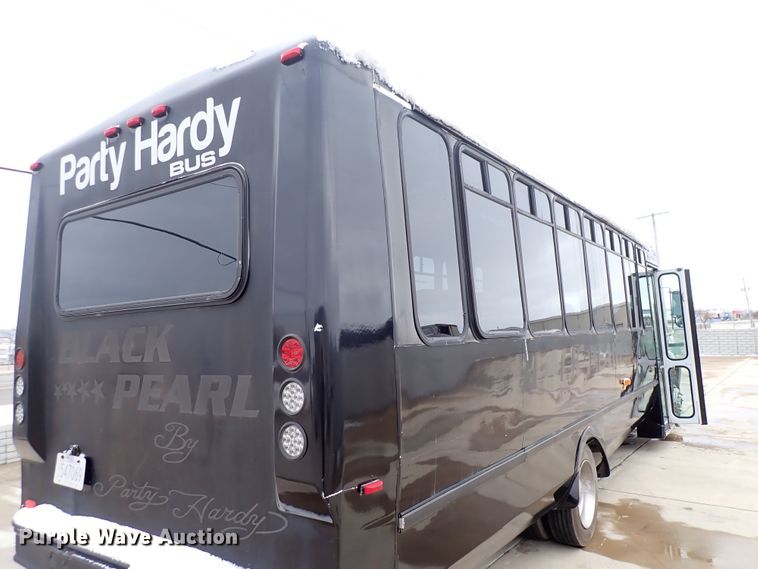 image for item DJ0042 2000 El Dorado 3400  party bus