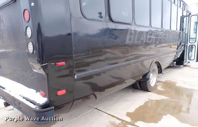 image for item DJ0042 2000 El Dorado 3400  party bus