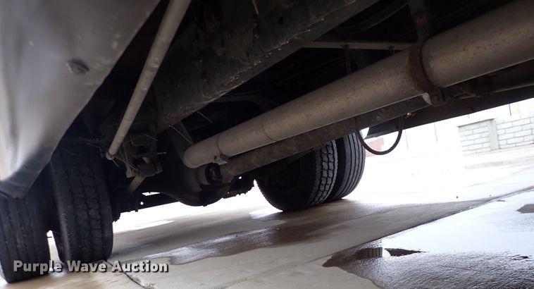 image for item DJ0042 2000 El Dorado 3400  party bus