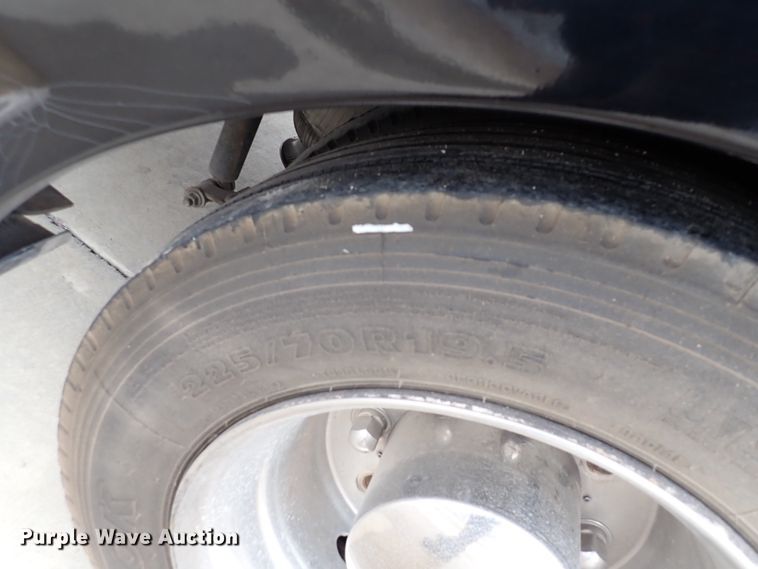 image for item DJ0042 2000 El Dorado 3400  party bus