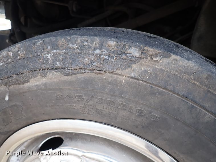 image for item DJ0042 2000 El Dorado 3400  party bus