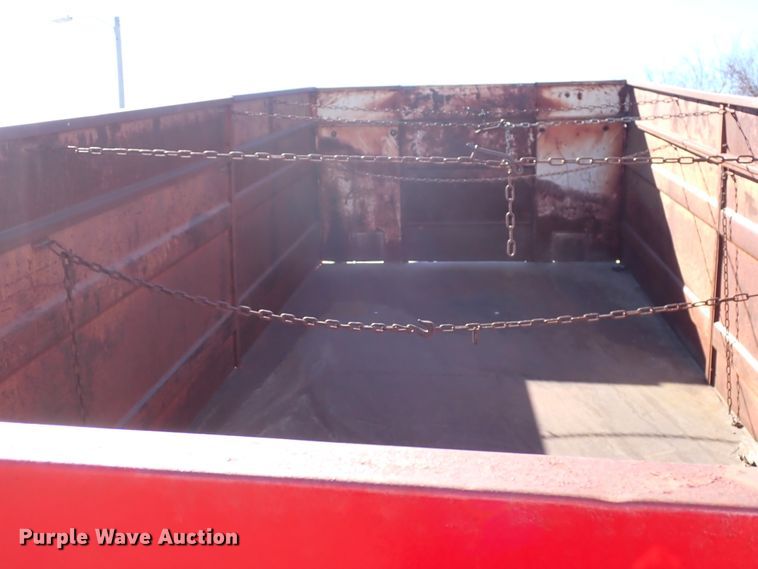 image for item DJ0069 Steel dump bed with chassis