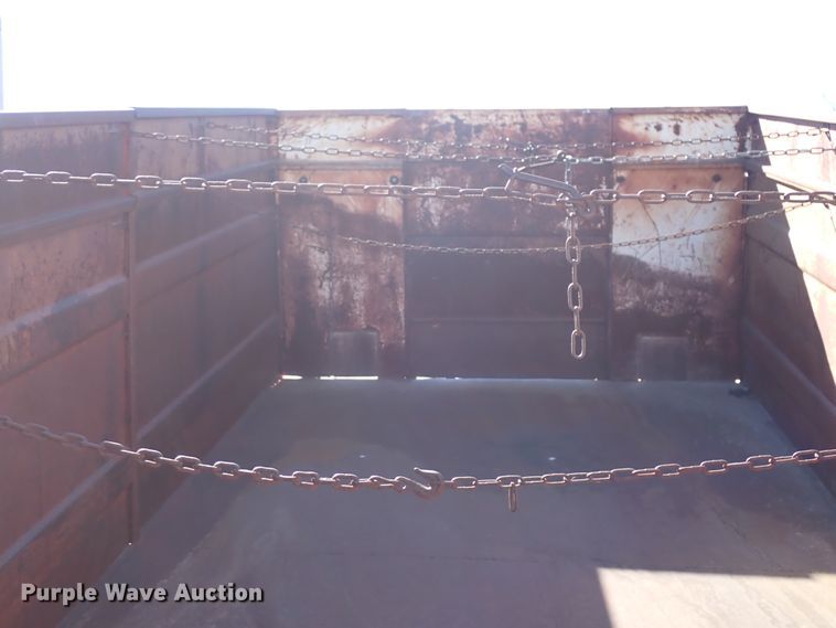 image for item DJ0069 Steel dump bed with chassis