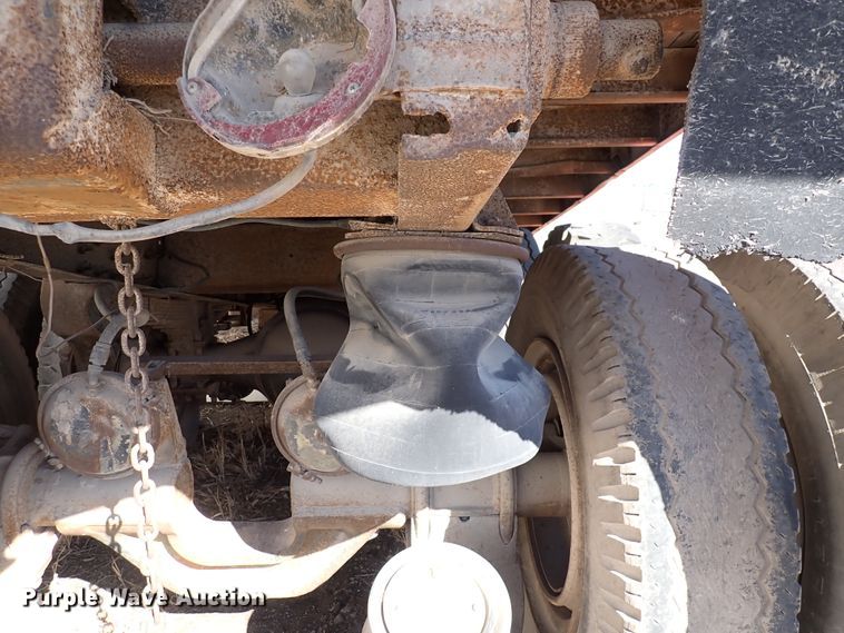 image for item DJ0069 Steel dump bed with chassis