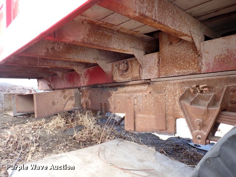 image for item DJ0069 Steel dump bed with chassis