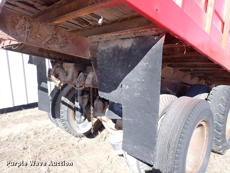 image for item DJ0069 Steel dump bed with chassis