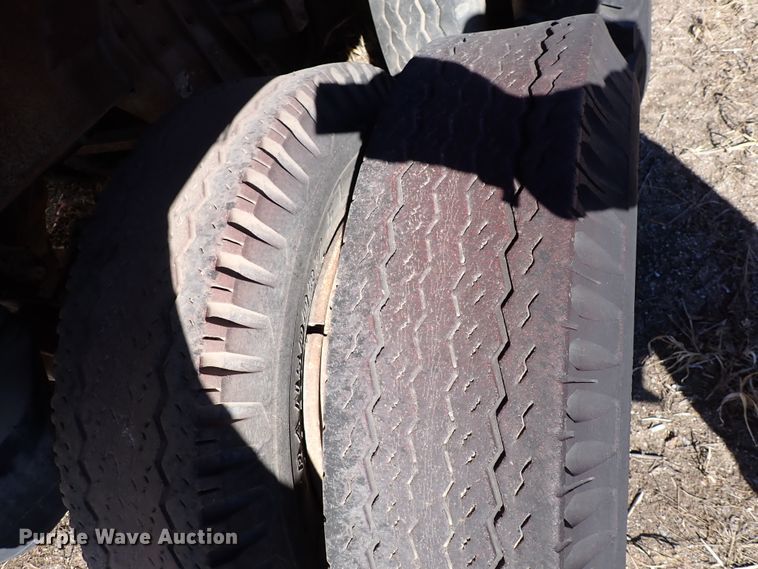 image for item DJ0069 Steel dump bed with chassis