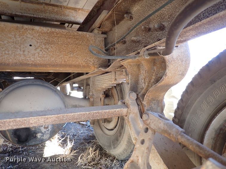 image for item DJ0069 Steel dump bed with chassis