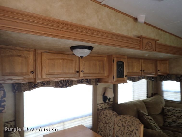 image for item DJ0094 2008 Heartland Big Horn  camper