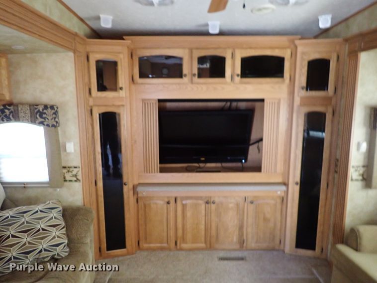 image for item DJ0094 2008 Heartland Big Horn  camper