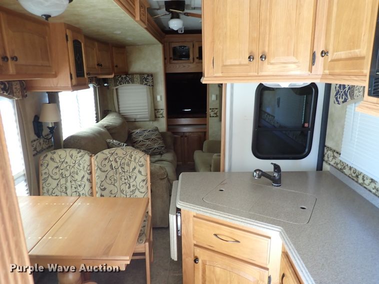 image for item DJ0094 2008 Heartland Big Horn  camper