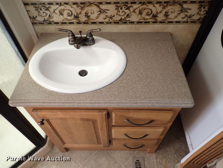 image for item DJ0094 2008 Heartland Big Horn  camper