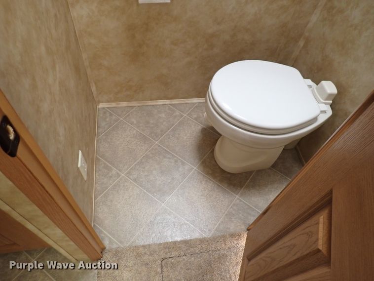 image for item DJ0094 2008 Heartland Big Horn  camper