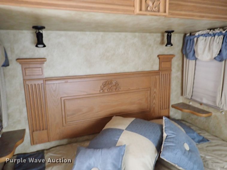 image for item DJ0094 2008 Heartland Big Horn  camper