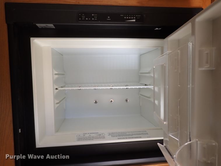 image for item DJ0094 2008 Heartland Big Horn  camper