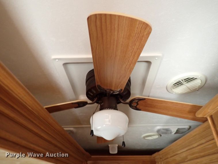 image for item DJ0094 2008 Heartland Big Horn  camper