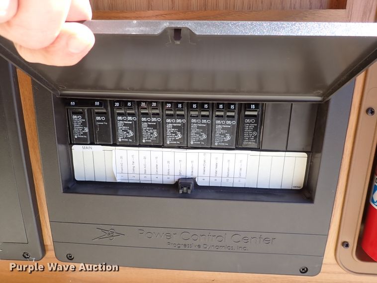 image for item DJ0094 2008 Heartland Big Horn  camper