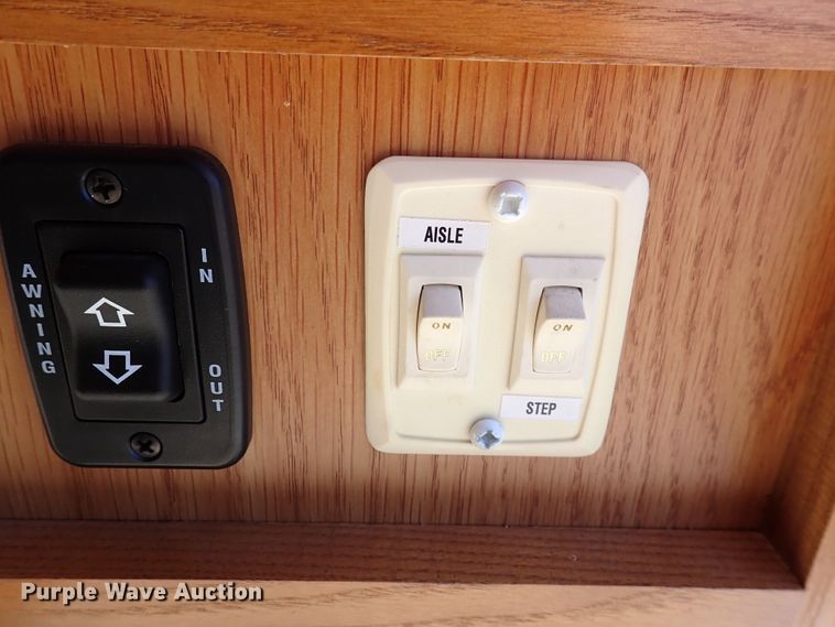 image for item DJ0094 2008 Heartland Big Horn  camper