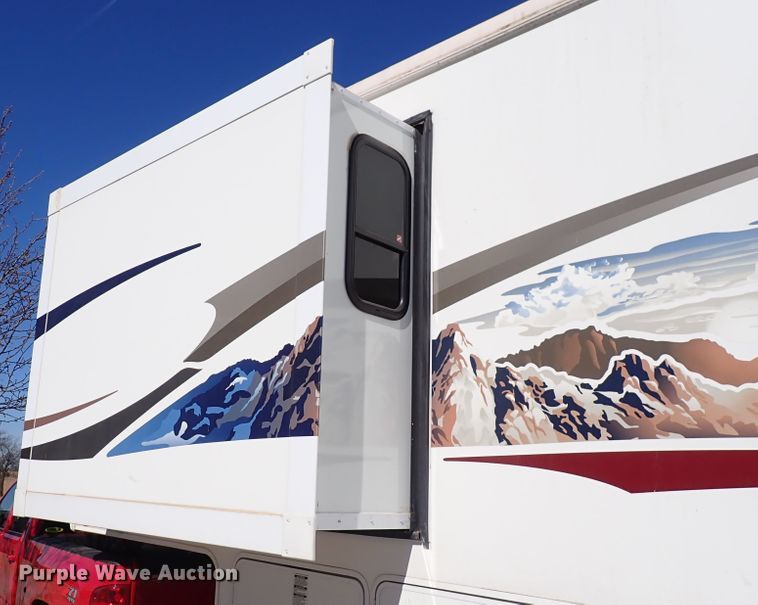 image for item DJ0094 2008 Heartland Big Horn  camper