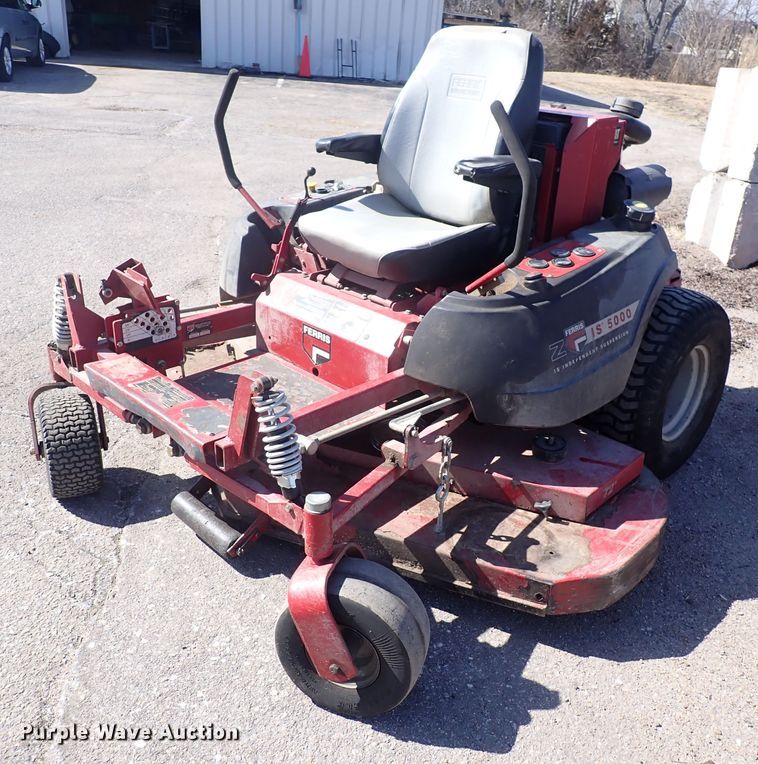 image for item DJ0143 Ferris IS5000  ZTR lawn mower