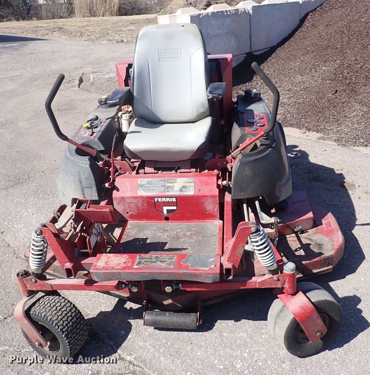 image for item DJ0143 Ferris IS5000  ZTR lawn mower