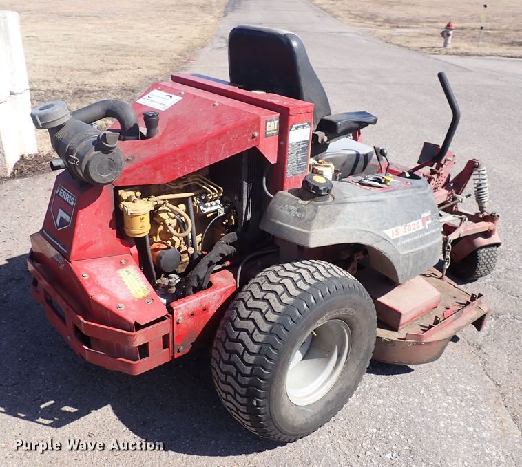 image for item DJ0143 Ferris IS5000  ZTR lawn mower
