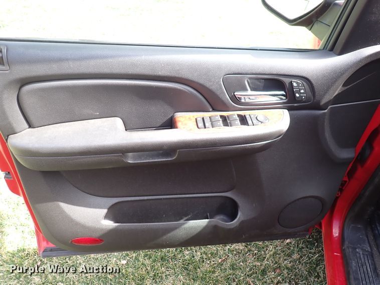 image for item DJ0209 2007 Chevrolet Silverado 1500  Crew Cab pickup truck