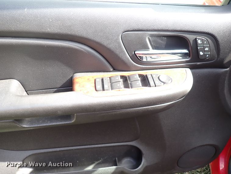 image for item DJ0209 2007 Chevrolet Silverado 1500  Crew Cab pickup truck