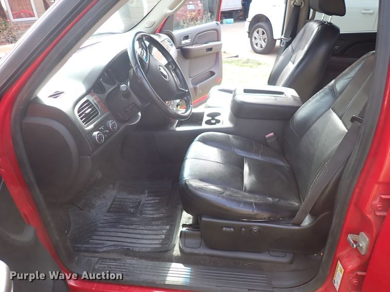 image for item DJ0209 2007 Chevrolet Silverado 1500  Crew Cab pickup truck