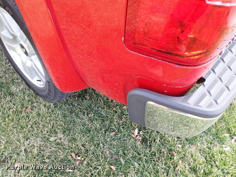 image for item DJ0209 2007 Chevrolet Silverado 1500  Crew Cab pickup truck