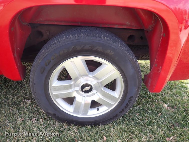 image for item DJ0209 2007 Chevrolet Silverado 1500  Crew Cab pickup truck